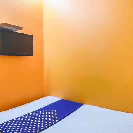 Spot On 69078 New Maa Tara Guest House Калькутта Экстерьер фото