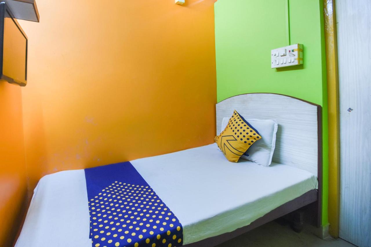 Spot On 69078 New Maa Tara Guest House Калькутта Экстерьер фото